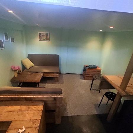 Студия В Центре Сухума Soechoemi Buitenkant foto
